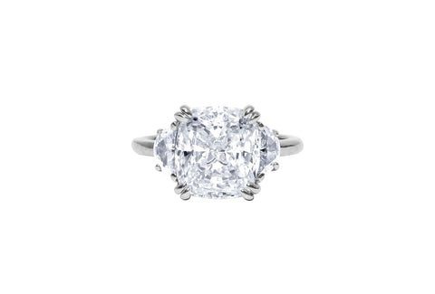 The Stella Ring (3 Carat)