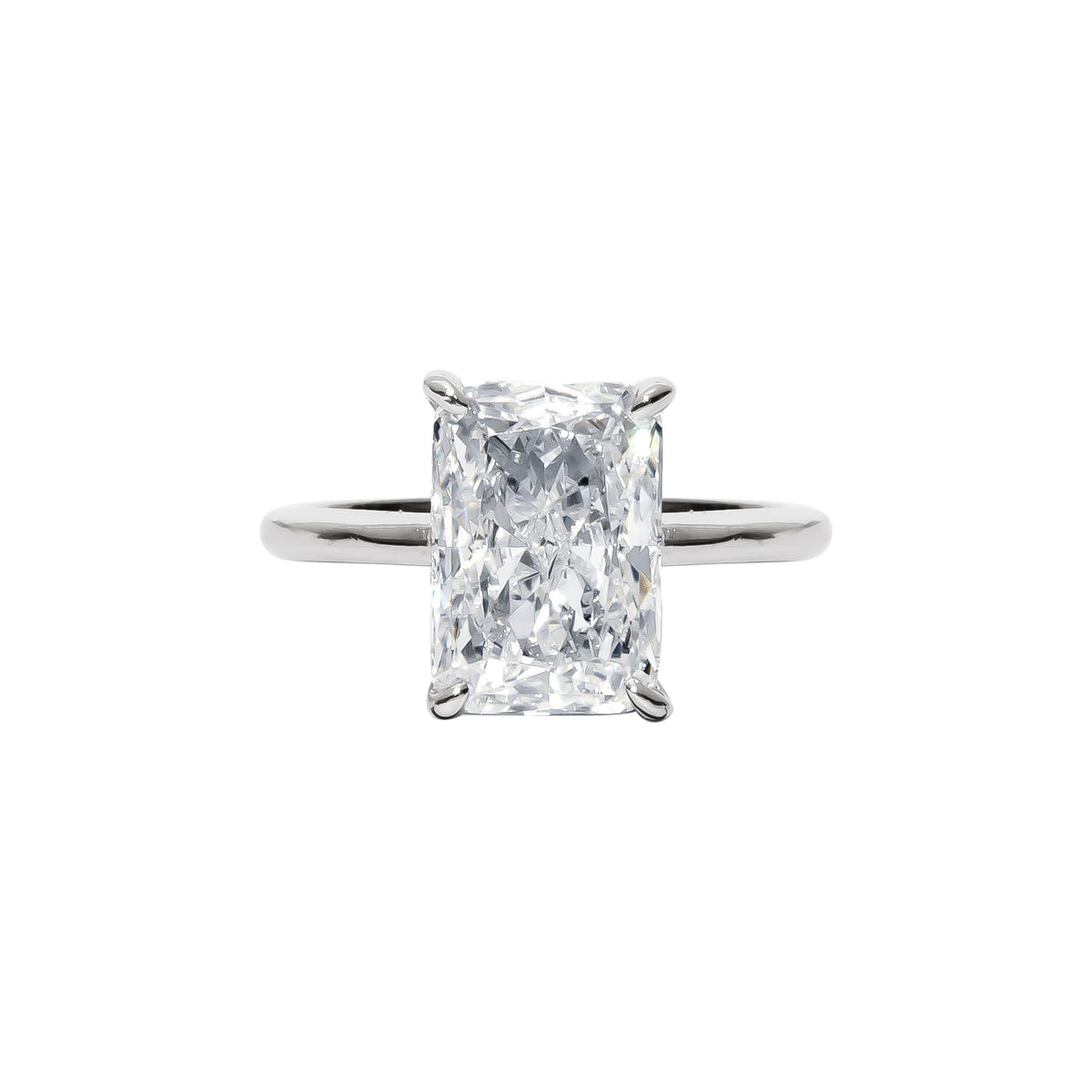 The Astrid Ring (3.3 Carat)