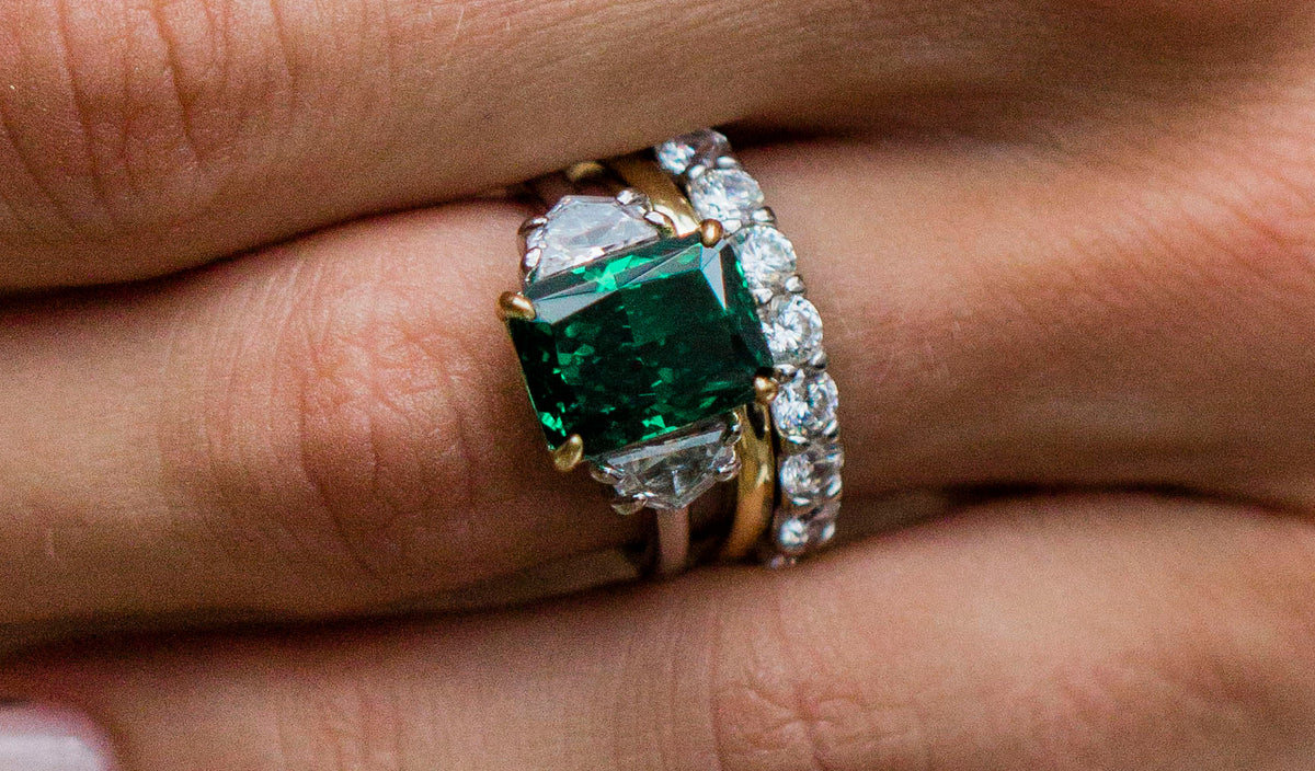 The Harper Ring (3.2 Carat, Radiant Cut)