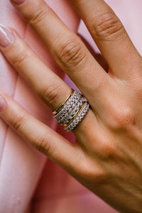 The Priscilla Band (3 Carat)