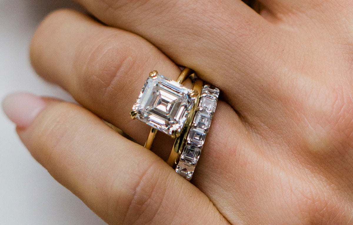 The Asscher Band (3 Carat)