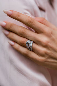 The Asscher Band (3 Carat)