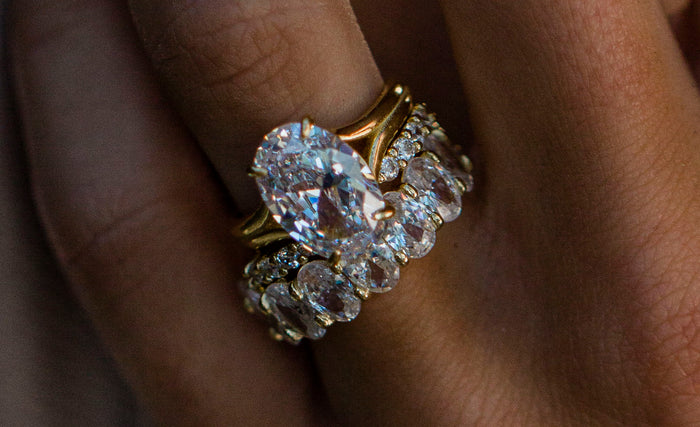 The Priscilla Band (6 Carat)