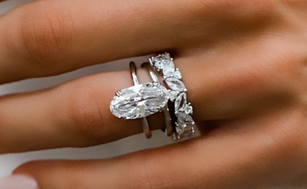 The Luna Ring (3.7 Carat)