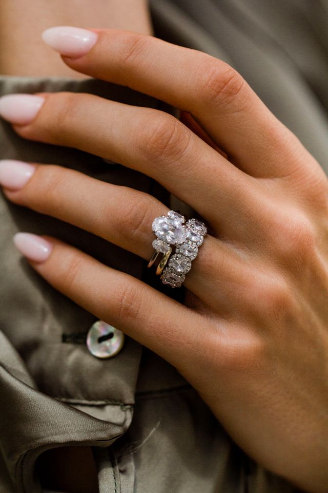 The Violet Ring (2.3 Carat)