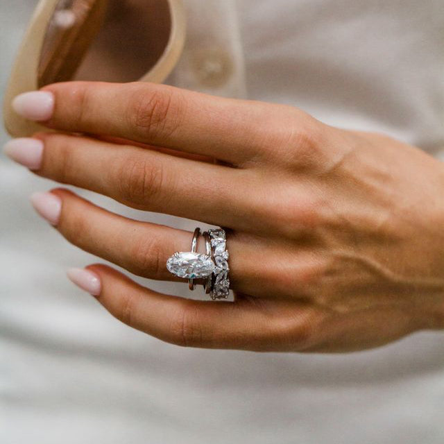 The Luna Ring (3.7 Carat)