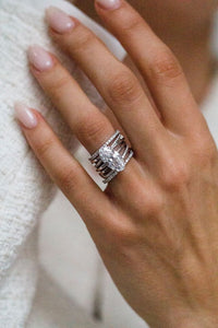 The Luna Ring (3.7 Carat)