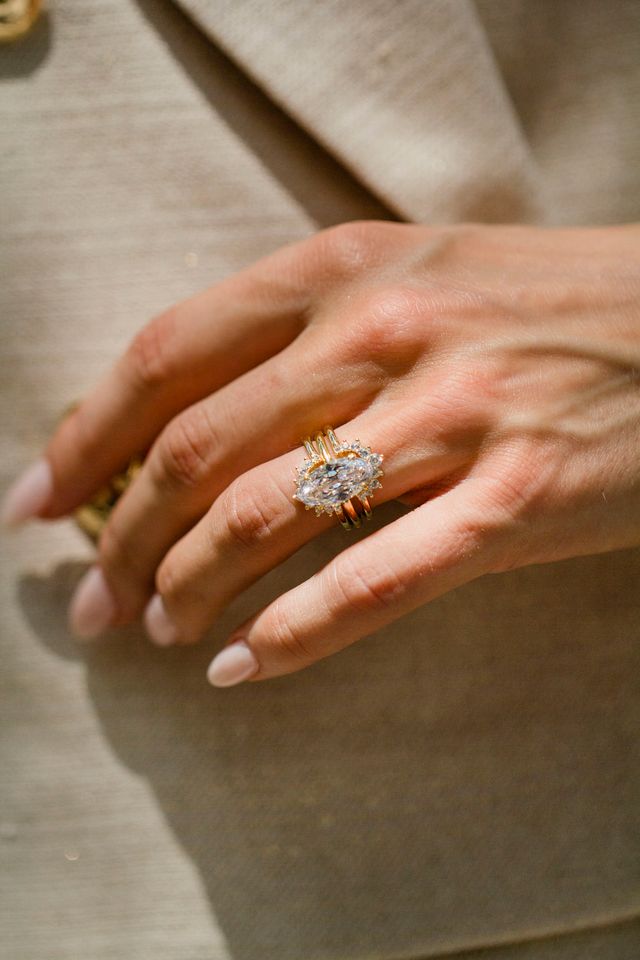 The Luna Ring (3.7 Carat)
