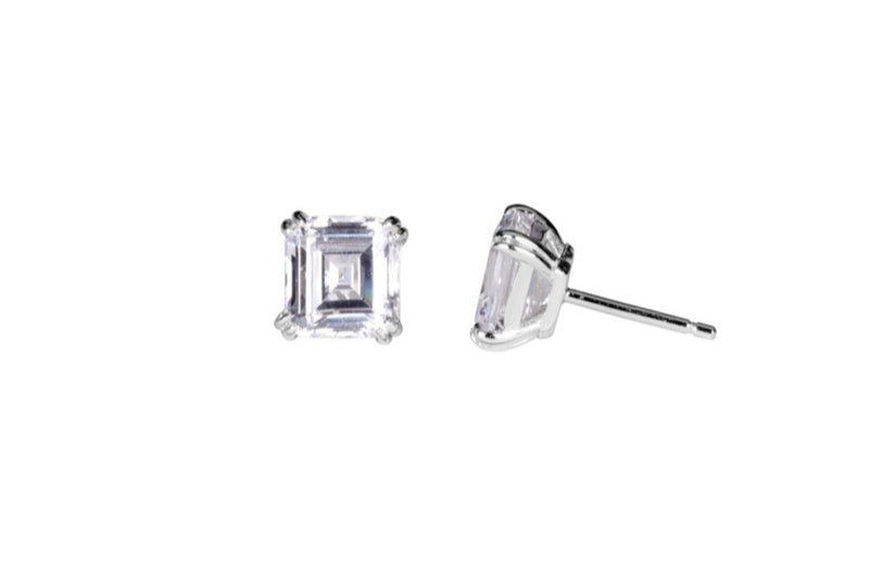 The Wren Studs (2.5 Carat)