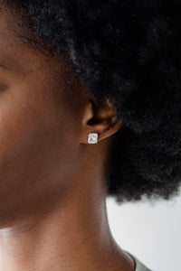 The Shae Studs (2 Carat)