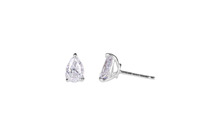 The Kira Studs (1.5 Carat)